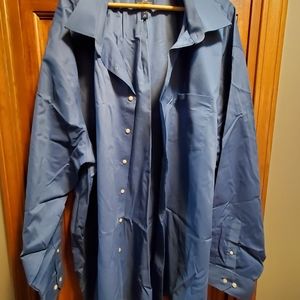 Long sleeve dress shirt